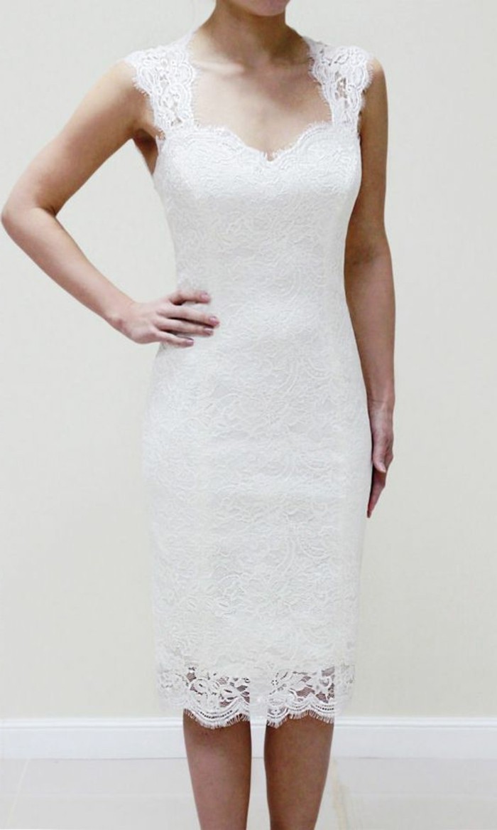 0-robe-de-mariée-courte-elegante-blanche-vetement-ceremonie-femme-en-blanc