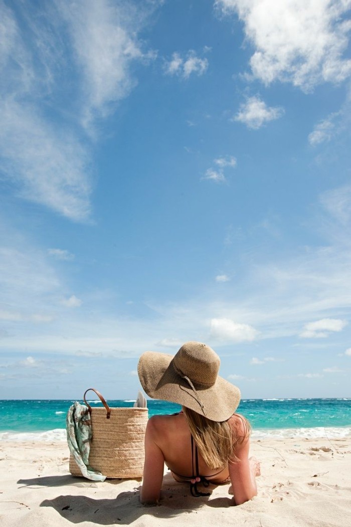 au-bord-de-la-mer-les-vacances-sac-cabas-plage-mer-beauté