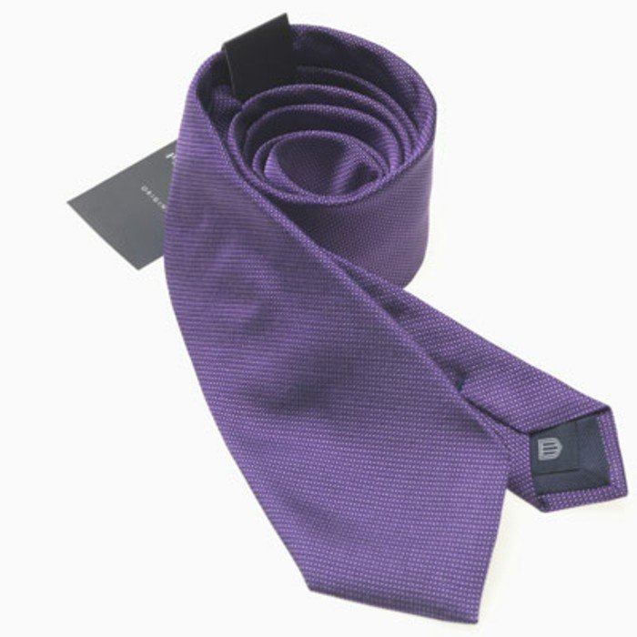 cravate-pour-homme-moderne-en-violet