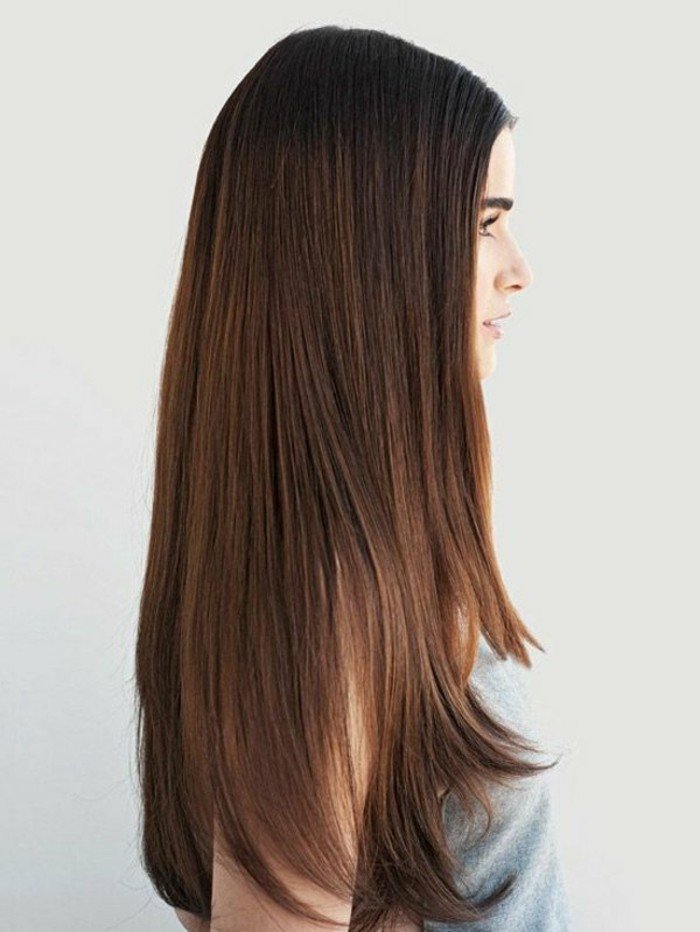 Coloration marron clair sur cheveux longs