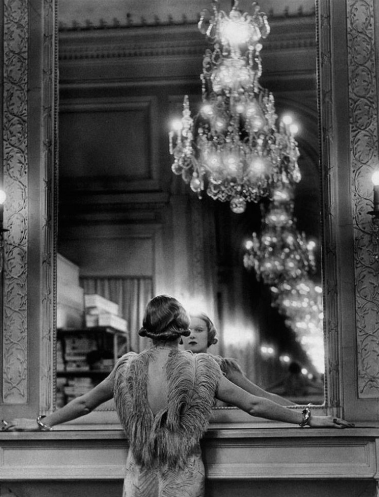 Une actrice devant le miroir, 1934.