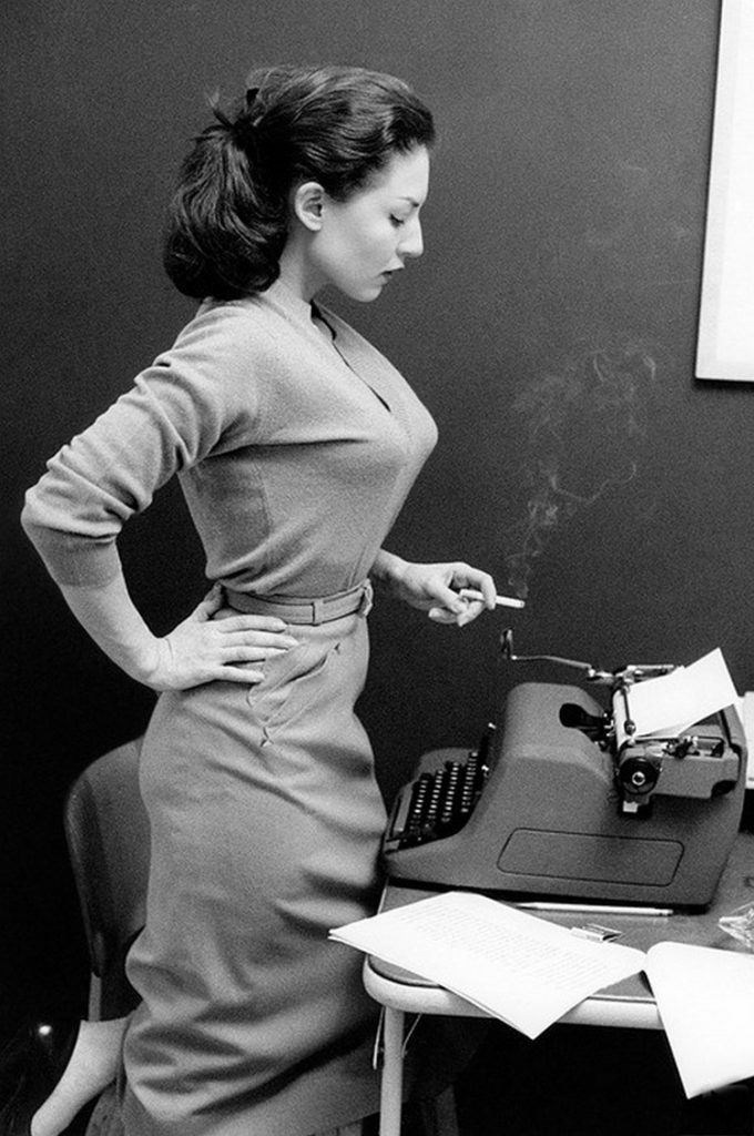 L’actrice Alice Denham, 1956