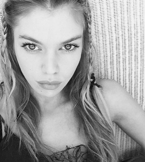 Stella Maxwell Nationalité: Anglaise Taille: 1m77 Agence: The Lions Crédit Photo: Instagram @stellamaxwell