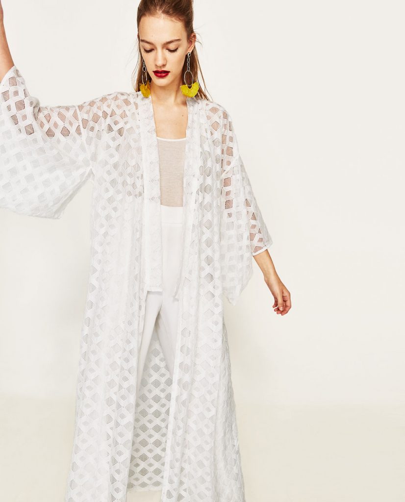 collection Zara spéciale Ramadan 2017 - KIMONO EN DENTELLE