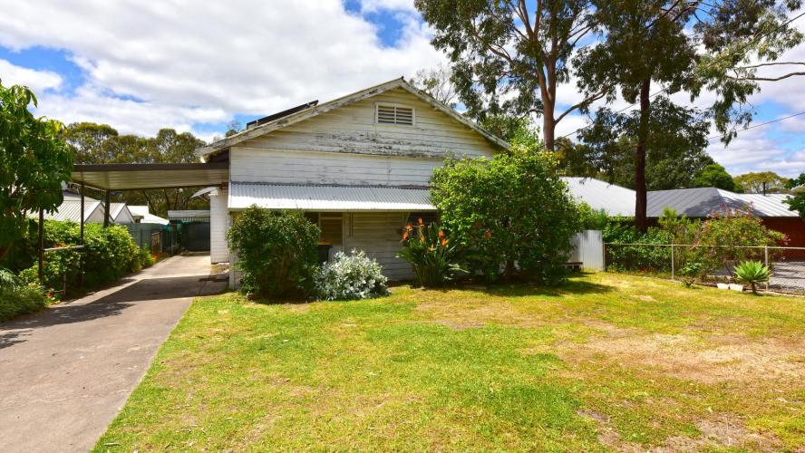 Qui fait les travaux dans Maison à vendre ? Flashmode Magazine