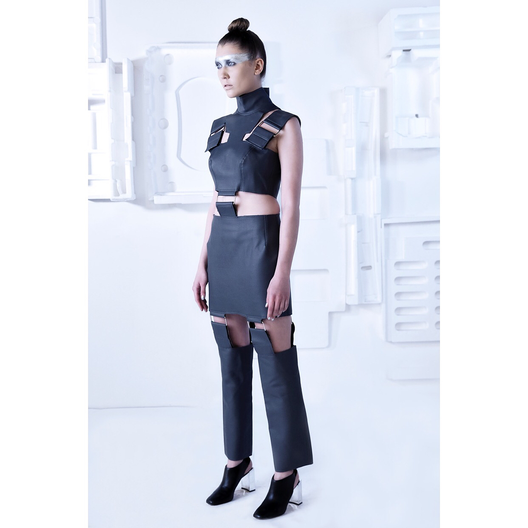 ▪️DESIGNER: @judasmordache ▪️THEME: Cyborg Couture ▪️For the 4th edition of @byfdcofficial by @lipsmanagement ▪️ ABC Verdun Gardens 