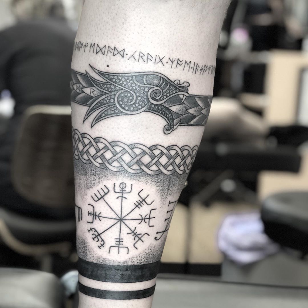 Tattoo 110 des Meilleures Idées de Tatouage Viking tendances 2020