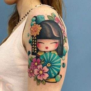 geishas tatouages bras