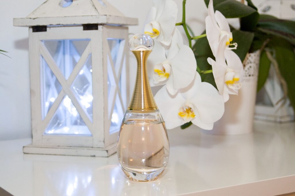 J'adore Parfum d’Eau de Dior parfums tendances automne-hiver 2022 2023