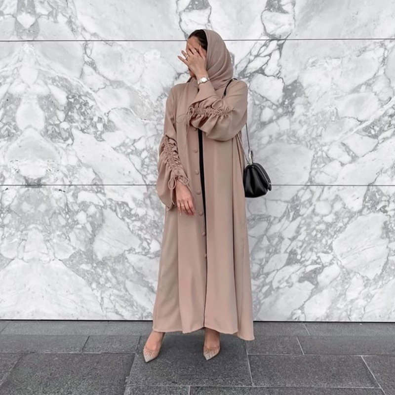   Abaya Looks spécial femmes voilées : Une simplicité et une belle allure!    