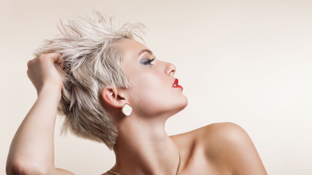 Top coupes de cheveux très courtes pour femme 2022/2023