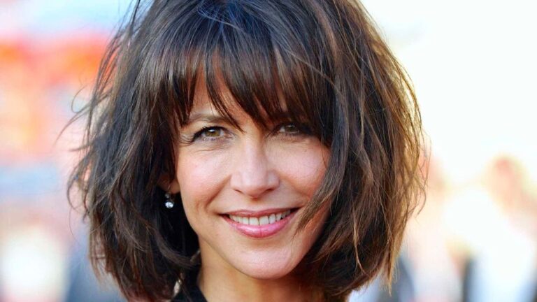 50 idées coiffures branchées qui rajeunissent les femmes +50 ans