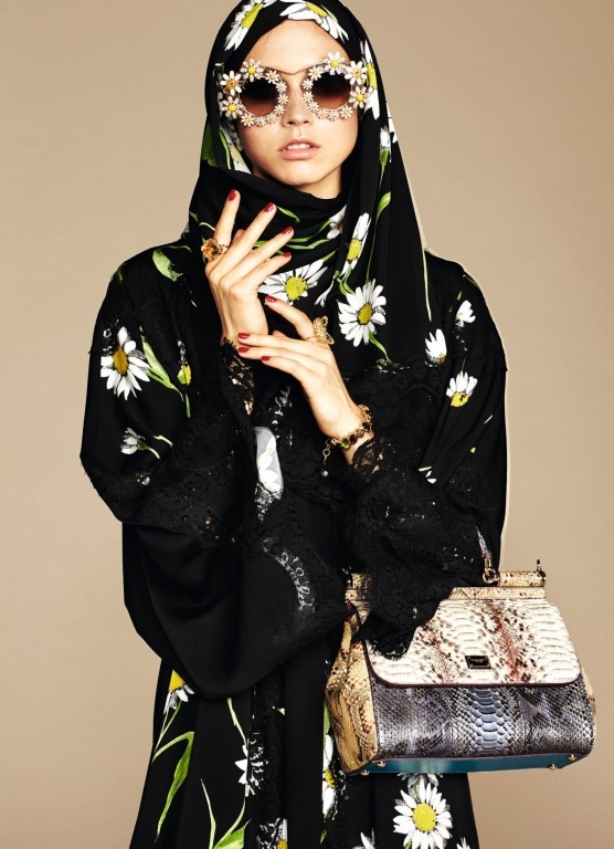  Jilbab Looks spécial femmes voilées: Soyez branchée avec un Jilbab aux imprimés!  